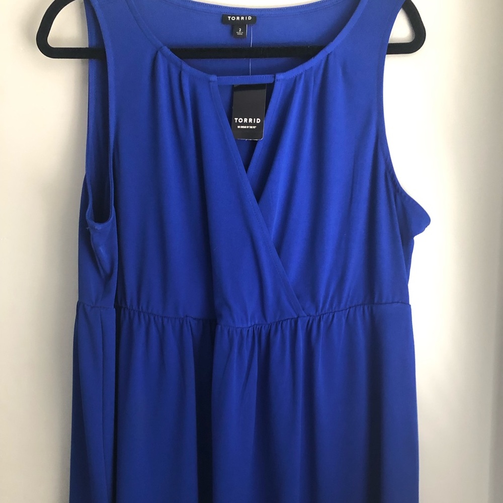 Babydoll top with cutout